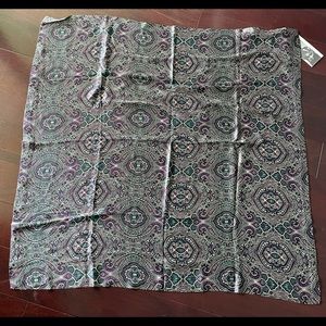 Peter Nygard  Purple Paisley 100% Silk Scarf